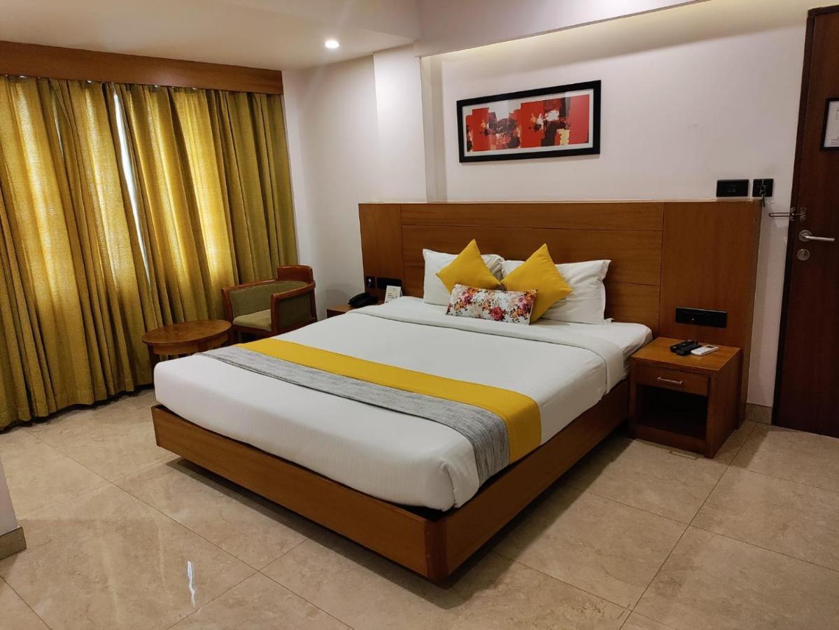 Hotel Park Residency Calicut Zewnętrze zdjęcie